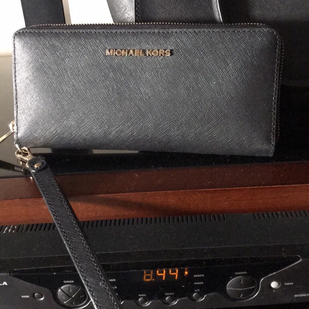 Michael Kors purse and wallet